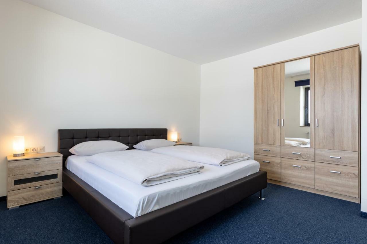 Trip Inn Hotel Frankfurt Airport Russelsheim Bagian luar foto